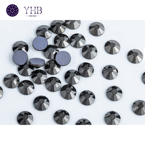 <span class=keywords><strong>Cristalli</strong></span> e Pietre Ricamate, Pietre Vere con Rivestimento Termoadesivo, Strass Colorati per Magliette - Product Image 1
