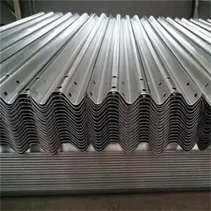 China Factory Suppliers Standard Size Traffic Roadside Metal W Beam Galvanized Color Coated Crash Safety Highway Guardrail