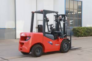 גבוה כוח דיזל מלגזה משאית בעלת ארבעה גלגלים כונן הרמת גובה 3 מ '-6 מטרים 2.5 טון 3 מלגזה מלגזה מלגזה בעירה פנימית מלגזה מלגזה - Product Image 5