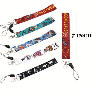 Dragonne de poignet économique, courte, réglable, style anime et dessin animé mignon, avec porte-clés et logo personnalisé - Product Image 3