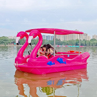 Bateau à pédales électrique Flamingo 5 places, équipement de parc aquatique, bateau à pédales électrique en plastique PE avec pare-soleil à vendre