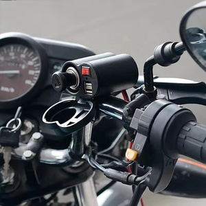 Chargeur <span class=keywords><strong>USB</strong></span> étanche 12V à deux ports pour motos avec <span class=keywords><strong>prise</strong></span> allume-cigare - Product Image 4