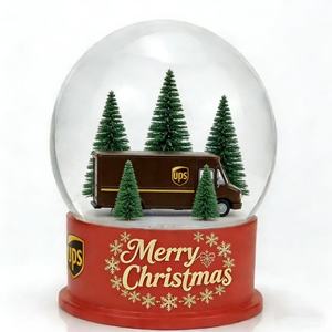 Kersttrucksneeuwbol op maat, relatiegeschenken, logistiek bedrijf, op maat gemaakte kerstsneeuwbol, souvenir, hars sneeuwbol cadeau - Product Image 1