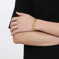 Brazalete Abierto de Acero Inoxidable con Baño de Oro PVD de 18K, Diseño de Cuerda Trenzada, Impermeable e Hipoalergénico
