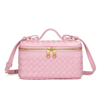 Tas Kotak PU Anyaman Tangan Wanita Mini Selempang Bahu Jinjing 20cm Fashion Trendi OEM Custom 	 tas