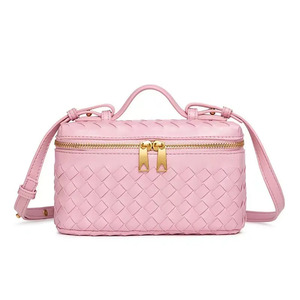 Bolso de Mano Tejido a Mano de PU para <span class=keywords><strong>Mujer</strong></span>, Mini Bolso Bandolera, Bolso de Mano de 20 cm, Moderno y a la Moda, OEM Personalizado 	 bolsa - Product Image 5