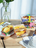 Boîtes alimentaires jetables en papier kraft écologiques de haute qualité, carrées et blanches, pour emporter, sandwichs, pâtisseries