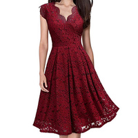 Veloria Empressline LuxeFlow Spitzen-A-Linien-Chiffonkleid mit Strahlenden Kurvendetails und Erhöhtem Modernem Femininem Design