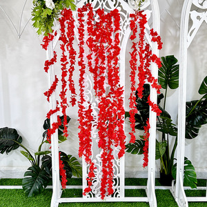 Guirlande d'hortensias artificiels Queyiyi, 2m, fleurs en soie, décoration pour arche de mariage, décoration murale pour la maison - Product Image 3