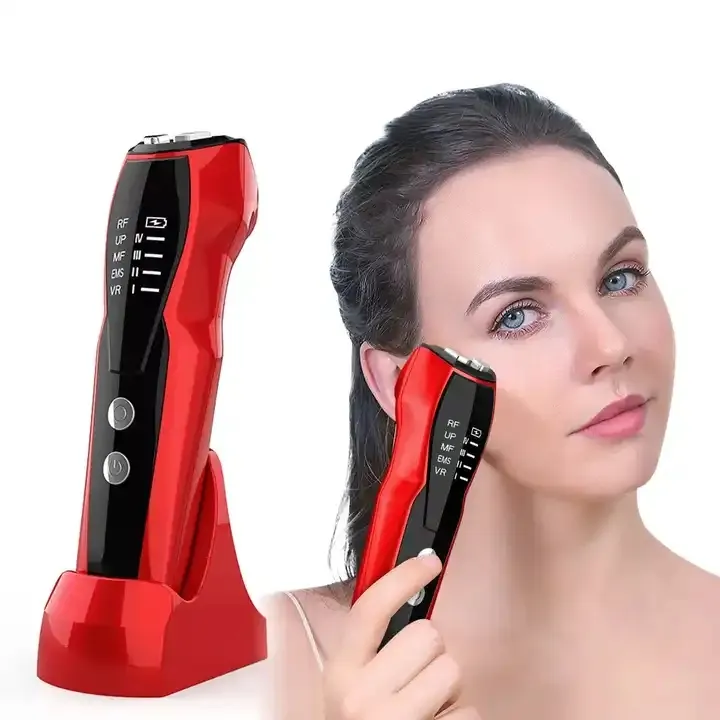 Nuovo Led Therapy Skin Clean attrezzatura portatile RF EMS Face Lifting massaggio elettrico dispositivo facciale altre apparecchiature di bellezza per uso domestico