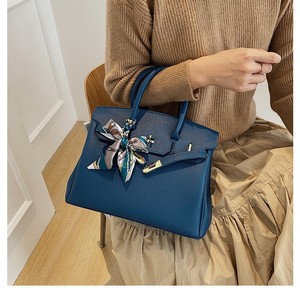 Borsa Grande a Mano da Donna 2026 Nuova Tendenza Rossa per Matrimoni, Borsa a Tracolla Grande Capacità - Product Image 3