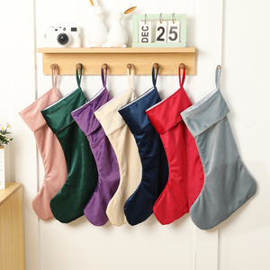 Grosir Kaus Kaki Dekorasi Pesta Kustom Hadiah Sublimasi Tas Santa Stoking Natal Beludru Merah Muda - Product Image 1