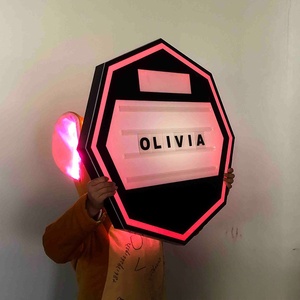 Tùy chỉnh thiết kế logo VIP tin nhắn hiển thị giá glorifier Presenter <span class=keywords><strong>LED</strong></span> chữ marquee Đăng Board cho bar Đảng - Product Image 4