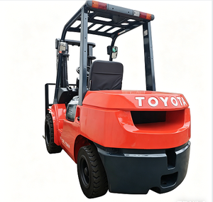 Encuentra artículos similares: Montacargas manual Toyota 35 usado, 3.5 toneladas, 3 metros, buen rendimiento, excelente estado, ¡Gran oferta! - Product Image 1