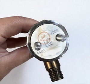 เครื่องยนต์ดีเซล 320D รุ่น 10R7675 หมายเลข 326-4700 หัวฉีดน้ำมันเชื้อเพลิง C6.4 หมายเลข 326-4700 สำหรับรถขุด - Product Image 1