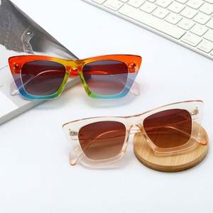 Gafas de Sol Cuadradas con Marco Grande y Remaches Retro de Moda, Gafas de Sol de Ojo de Gato Coloridas para Mujer, Novedad 2022 - Product Image 3