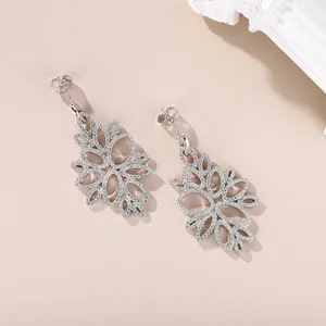 Vintage Women Accessories Claw Setting Chain Flower Earrings CZ Stone 925 Sterling Silver Pure for Wedding and Engagement Trendy