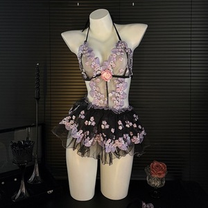 Jupe tutu sexy en dentelle brodée pour une tenue de nuit/uniforme séduisante et alléchante, parfaite pour un style épuré et sensuel. - Product Image 1