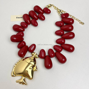 Collana con ciondolo di pesce <span class=keywords><strong>in</strong></span> <span class=keywords><strong>resina</strong></span> colorata a goccia d'acqua con catena alla moda a forma di animale per lo stile di vacanza al mare - Product Image 6