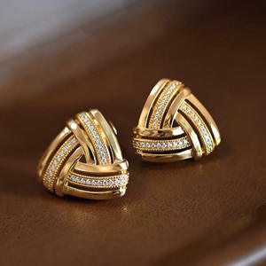 Orecchini di Diamanti Tiffany & Co. in Oro 18K Taglio Brillante Rotondo Lusso per Uso Quotidiano Femminile - Product Image 3