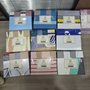 Parure de <span class=keywords><strong>Lit</strong></span> Douce 6 Pièces Fabrication Chine, <span class=keywords><strong>Taille</strong></span> King pour <span class=keywords><strong>Lit</strong></span> 3 <span class=keywords><strong>Places</strong></span>, <span class=keywords><strong>Draps</strong></span> Plats Complets - Product Image 4