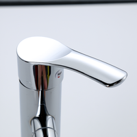 Robinet de lavabo de salle de bains d'hôtel à levier simple en composite plastique-acier raffiné moderne de qualité supérieure