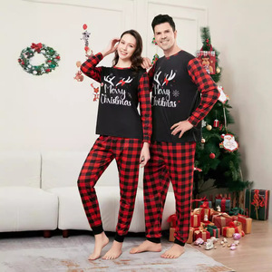 Conjunto de Pijamas de Outono para Pais e Filhos de Alta Qualidade, Estampa Xadrez Vermelha e Preta, Camisa de Manga Longa e Calças com Estampa de Rena Festiva - Product Image 4