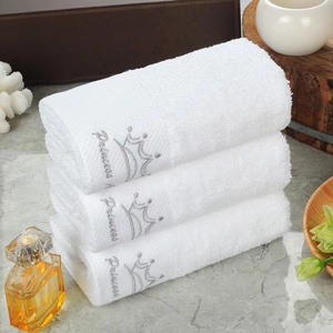 कपास 5 सितारा लक्जरी होटल हाथ और चेहरे के तौलिए 100% सफेद स्नान तौलिया सेट करें - Product Image 1