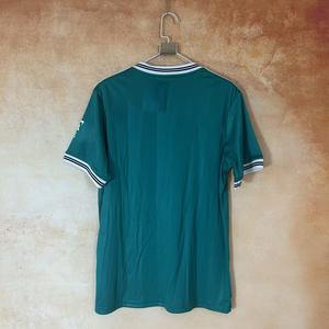 Jersey Sepak Bola Custom LiveJacquard 2025 Warna Merah, Potongan Otomatis, Terinspirasi Gaya Mohamed - Product Image 3