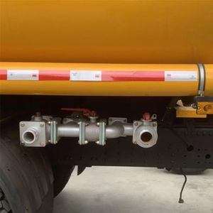 Camión Cisterna de Agua con Pulverizador de 20m3, Volante a la Izquierda, Marca FAW China, en Venta - Product Image 3