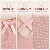 Chaussettes de yoga pour femmes à faible MOQ, livraison rapide, douces, confortables, design personnalisé, avec sangles croisées et antidérapantes