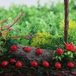 Joaninhas de madeira em miniatura e cartoon de bichos de madeira Carne Mos público-alvo