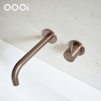 Vente en gros en usine Robinet d'eau chaude et froide fini or brossé Mélangeur de robinet de salle de bain en laiton mural