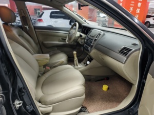 <span class=keywords><strong>Nissan</strong></span> Sylphy Classic 1.6 XE Comfort Manual 2012, Sedán Japonés Usado, Eficiente en Combustible y Confiable, Auto Económico Perfecto - Product Image 4
