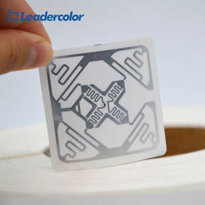 Étiquette RFID UHF imprimable à longue portée passive 860-960 MHz avec puce U9 U8 <span class=keywords><strong>pour</strong></span> la gestion du suivi des bagages - Product Image 6