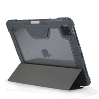 Funda trasera transparente de acrílico a prueba de golpes para iPad Pro 13 (2024) con soporte plegable en Y, función de activación/desactivación automática y soporte para lápiz.