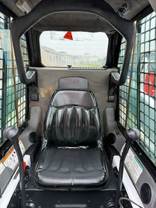 Chargeuse compacte sur pneus d'occasion Bobcat S160 d'origine américaine, moteur Kubota, pour travaux de construction. - Product Image 6