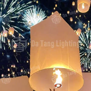 Lanterne LED PVC IP65 en gros pour l'extérieur, lumière décorative pour les fêtes, les événements, l'éclairage paysager et de jardin - Product Image 3