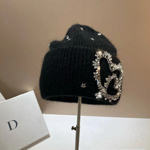 Cappello da donna con pelliccia di coniglio lavorato a maglia con strass di lusso con motivo a cuore cappelli firmati da donna berretto da passeggio caldo - Product Image 2