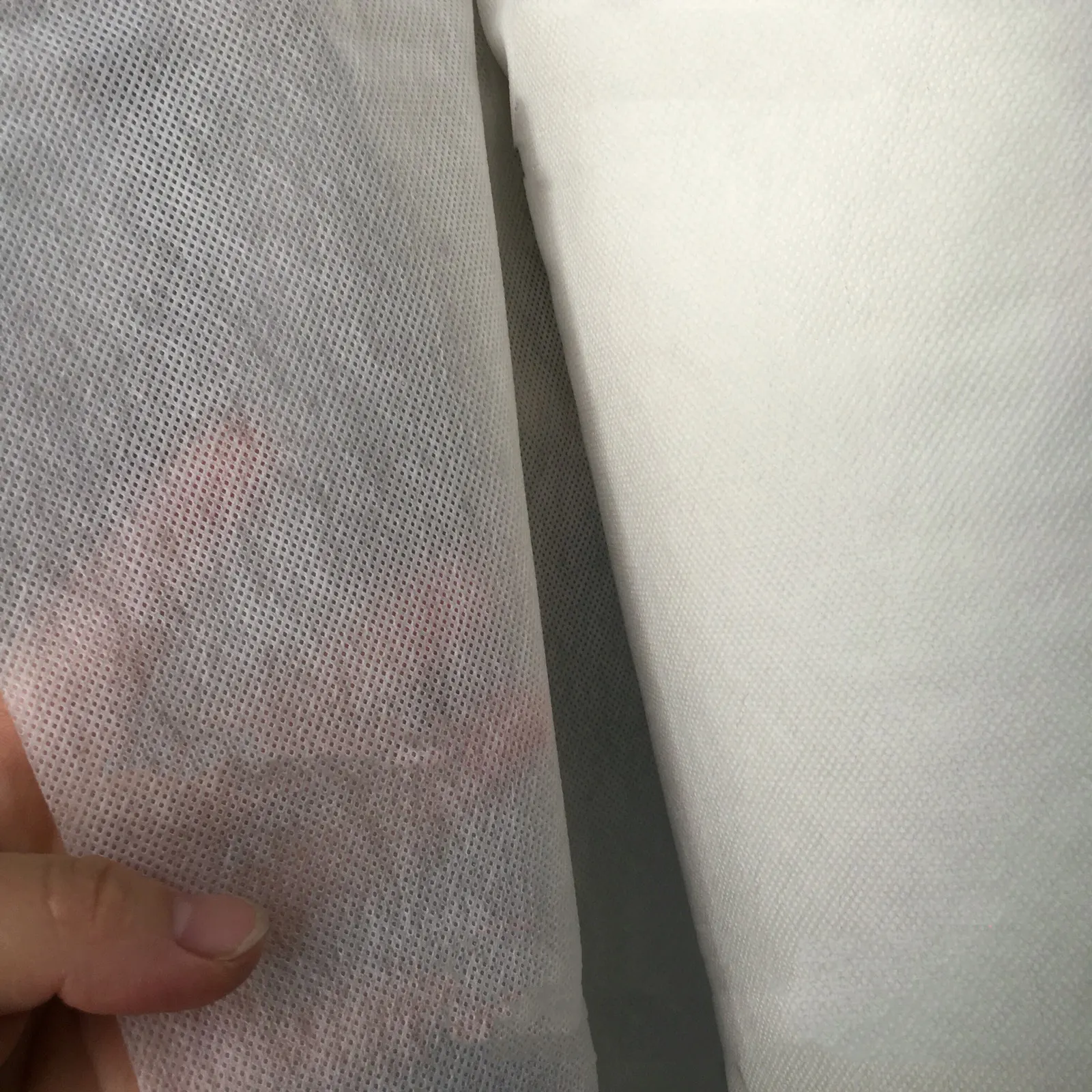 Kimyasal bağ dokunmamış kumaş çantalar malzeme vuruş yumuşak polyester olmayan dokuma kumaş çanta buckram kumaş için iç astar olarak