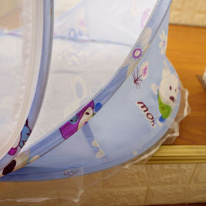 Tienda mosquitera emergente para niños con dosel para cama Producto portátil y conveniente - Product Image 4