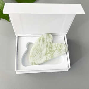 Strumento viso Gua Sha in pietra ossidiana nera - Product Image 4