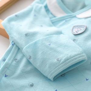 Set <span class=keywords><strong>Regalo</strong></span> Multi-Pezzo di Abbigliamento in Cotone per Neonati - Design Leggero per Tutte le Stagioni, Unisex, Pratico per 100 Giorni e 100 Anni - Product Image 3