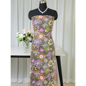 Mehrfarbige Blumen Hochglänzender Luxus-Netzstoff mit Schwerer Paillettenstickerei als Meterware für Abendkleider und Brautkleider - Product Image 6