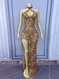 Damen Sexy Glänzendes Pailletten-Kleid mit Neckholder-Ausschnitt und Hohem Schlitz, Bodenlang, Figurbetont, Illusion-Effekt, Schnelltrocknend, für Geburtstag, Hochzeit, Abendveranstaltungen und Bälle - Product Image 6