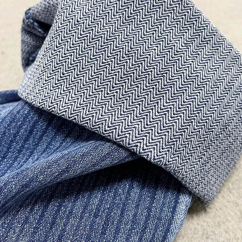 Джинсовая ткань в елочку dark indigo из чистого хлопка для джинсов, 11 унций