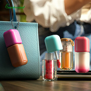 Tubo de Brillo Labial, Envase Cosmético de PETG, Contenedor de Plástico con Cadena para Colgar para Brillo Labial - Product Image 1