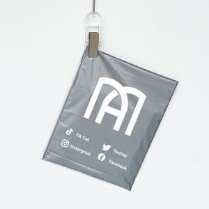 Sacs d'expédition en polyéthylène autocollants écologiques en gros, gris/argent, pour vêtements, transport express, emballage de colis - Product Image 1