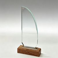 Trophée en cristal optique transparent en forme de bateau, base bleue, gravure personnalisée, base en bois, trophée en cristal en forme de voilier, récompenses