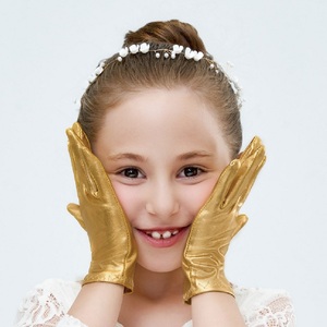 MIO bambini in pelle verniciata Performance luccicante <span class=keywords><strong>guanti</strong></span> in finta tinta unita <span class=keywords><strong>guanti</strong></span> da dito <span class=keywords><strong>per</strong></span> bambine <span class=keywords><strong>per</strong></span> feste - Product Image 5